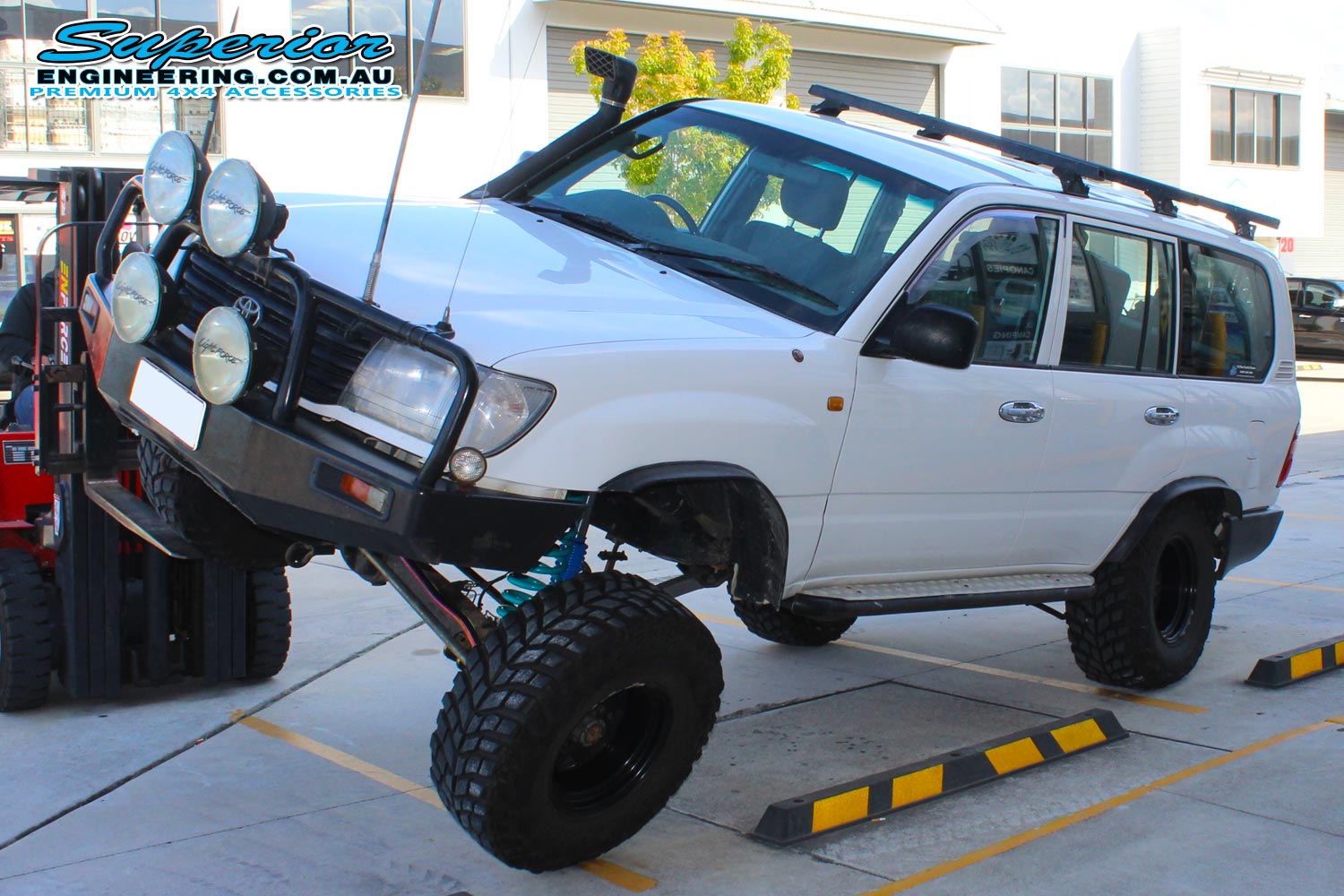 Toyota Landcruiser 105 Series Wagon White 72809 Superior Customer Vehicles