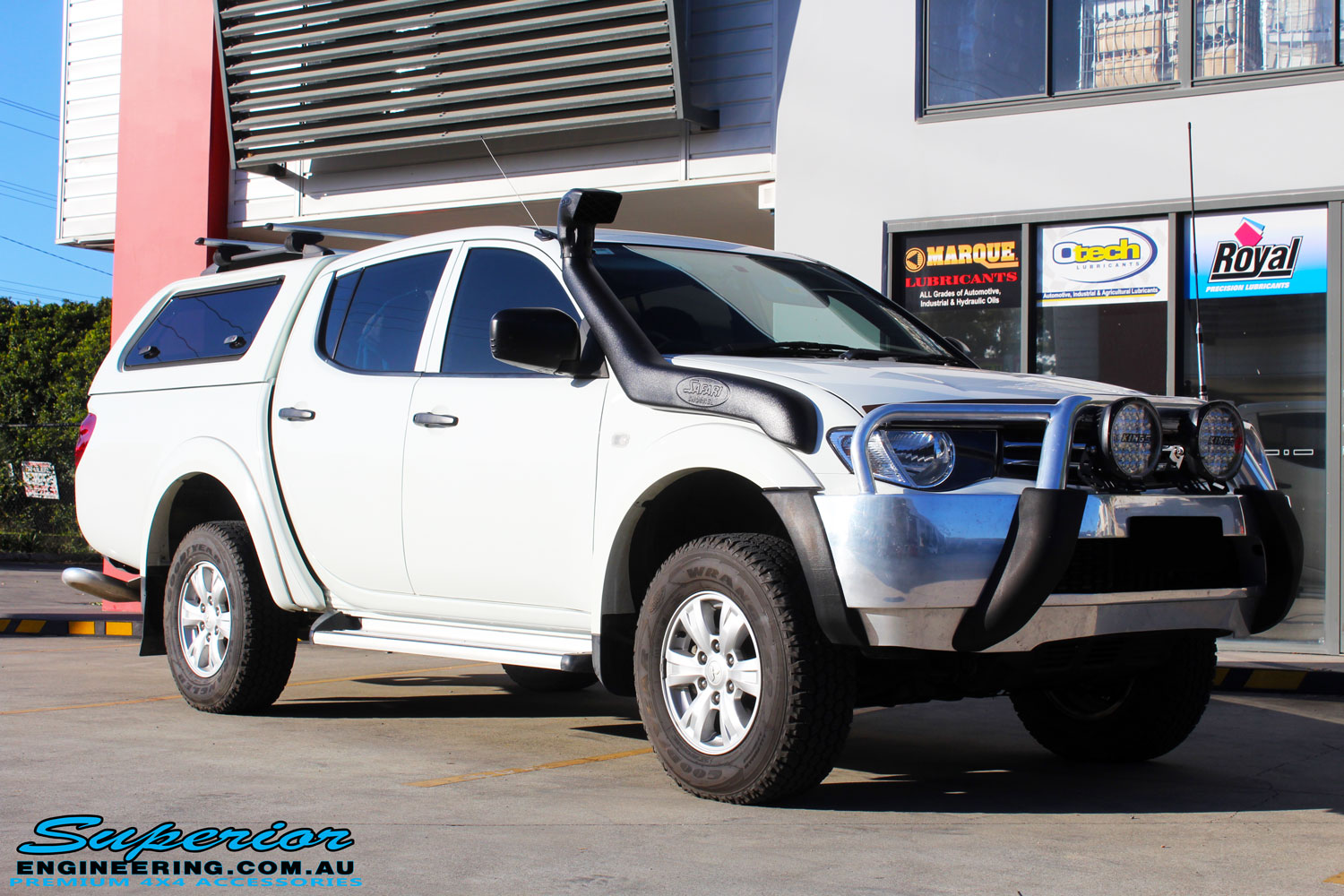 Mitsubishi MN Triton White Dual Cab 86519 Superior Customer Vehicles
