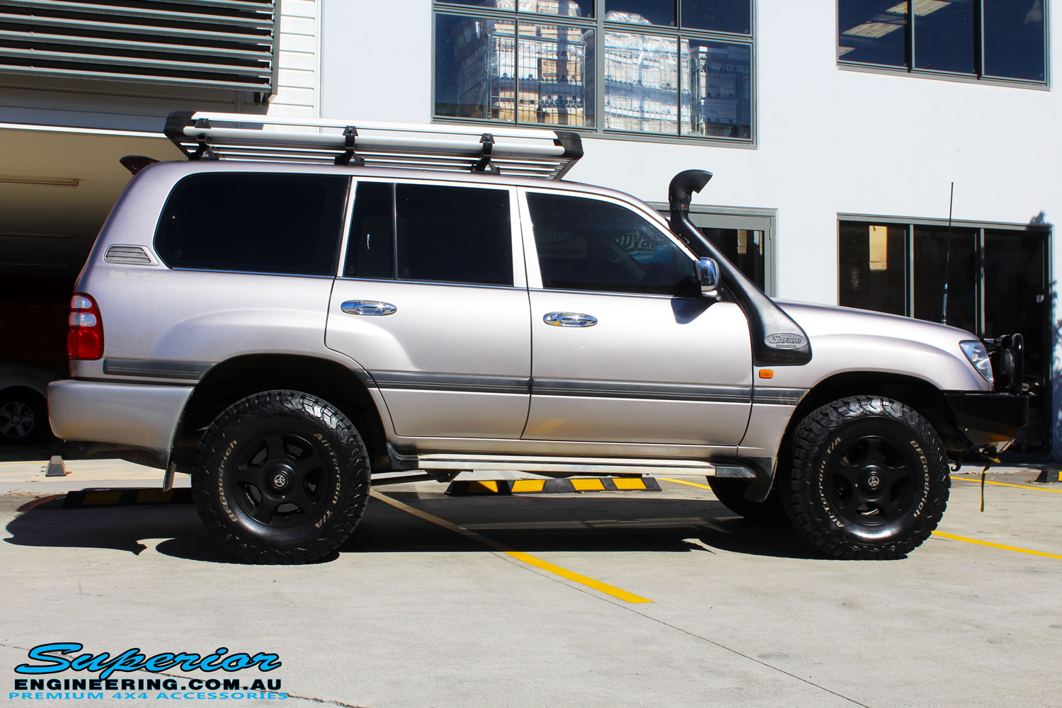 Toyota 100 Series Landcruiser Wagon Silver 90421 Superior Customer Vehicles