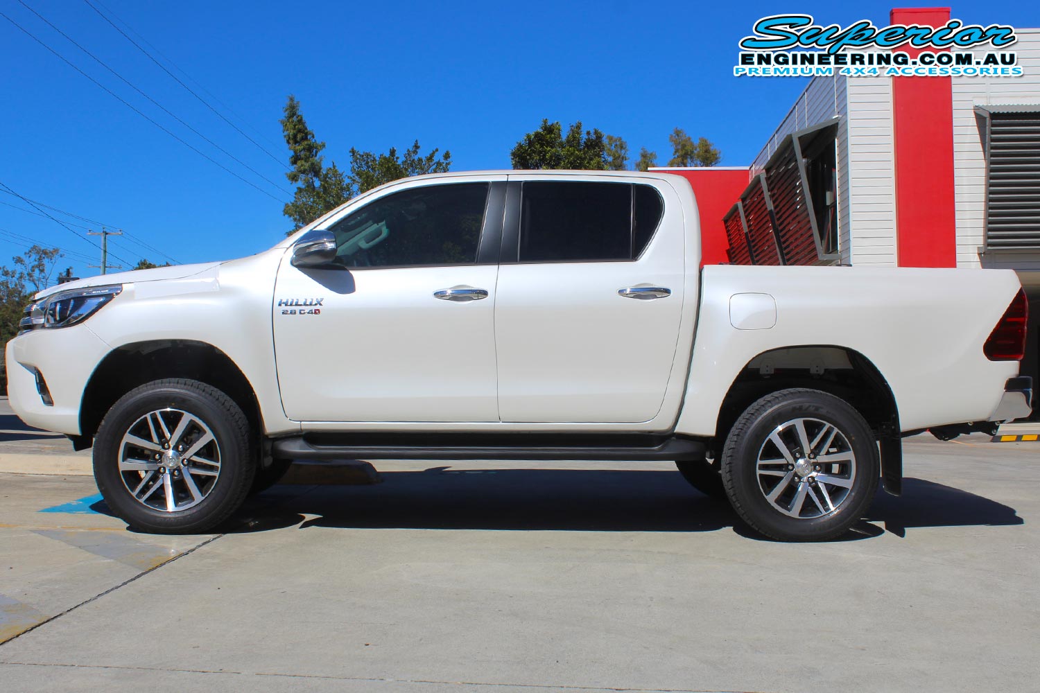 ToyotaHiluxRevoDualCabWhite788154 Superior Customer Vehicles
